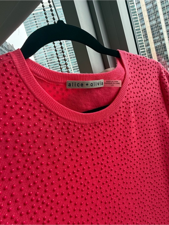 Alice + Olivia Dresses & Skirts - Alice + Olivia Hot Pink Textured Crewneck Mini dress